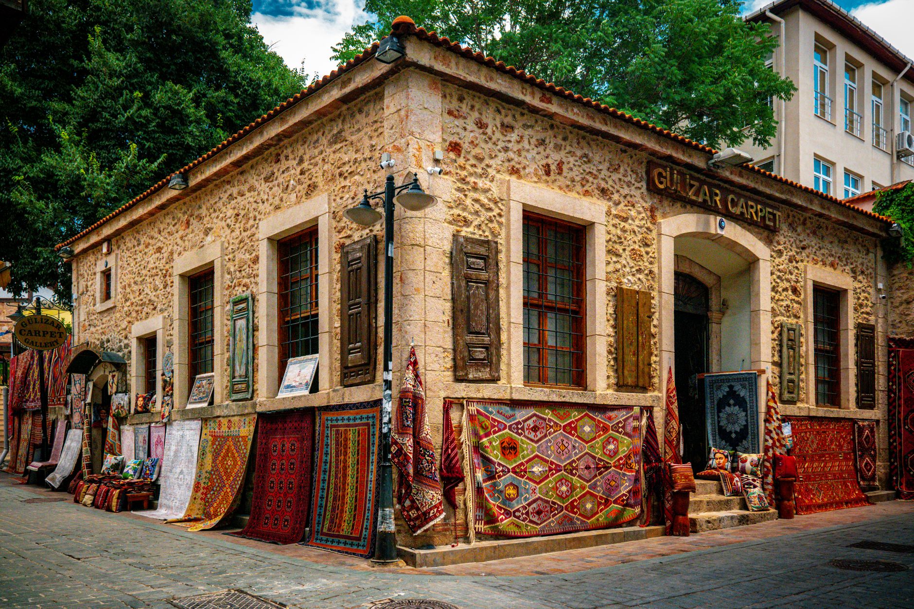 Azmi Erkek Kuaförü Yerel İşletme fotoğrafı 6
